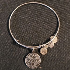 Alex and Ani Bracelet Aunt